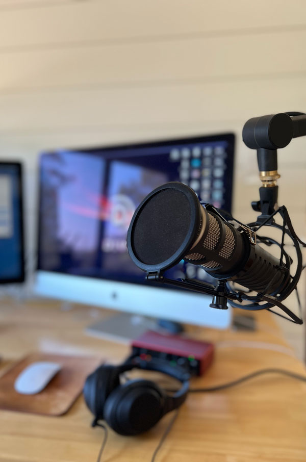 Podcaster-42
